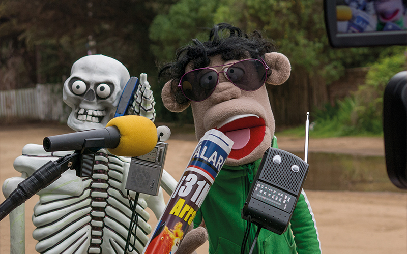 img Tem um fantoche na minha TV 2